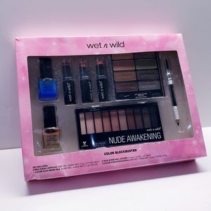 Wet n Wild Color Blockbuster Set Lipstick, Eyeshadow, Nail Polish,Brow pencil(8)